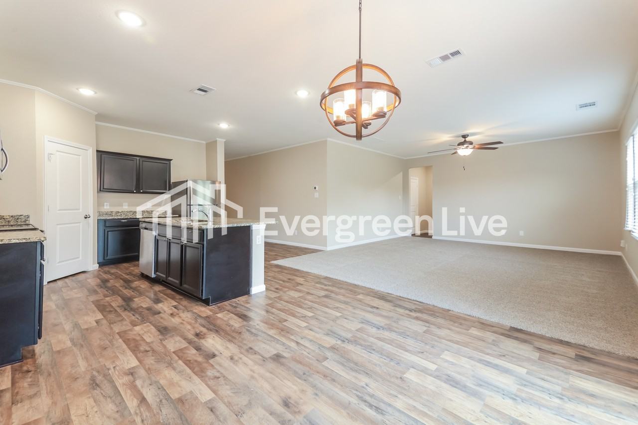 425 Stone Creek Boulevard - Photo 5 of 13