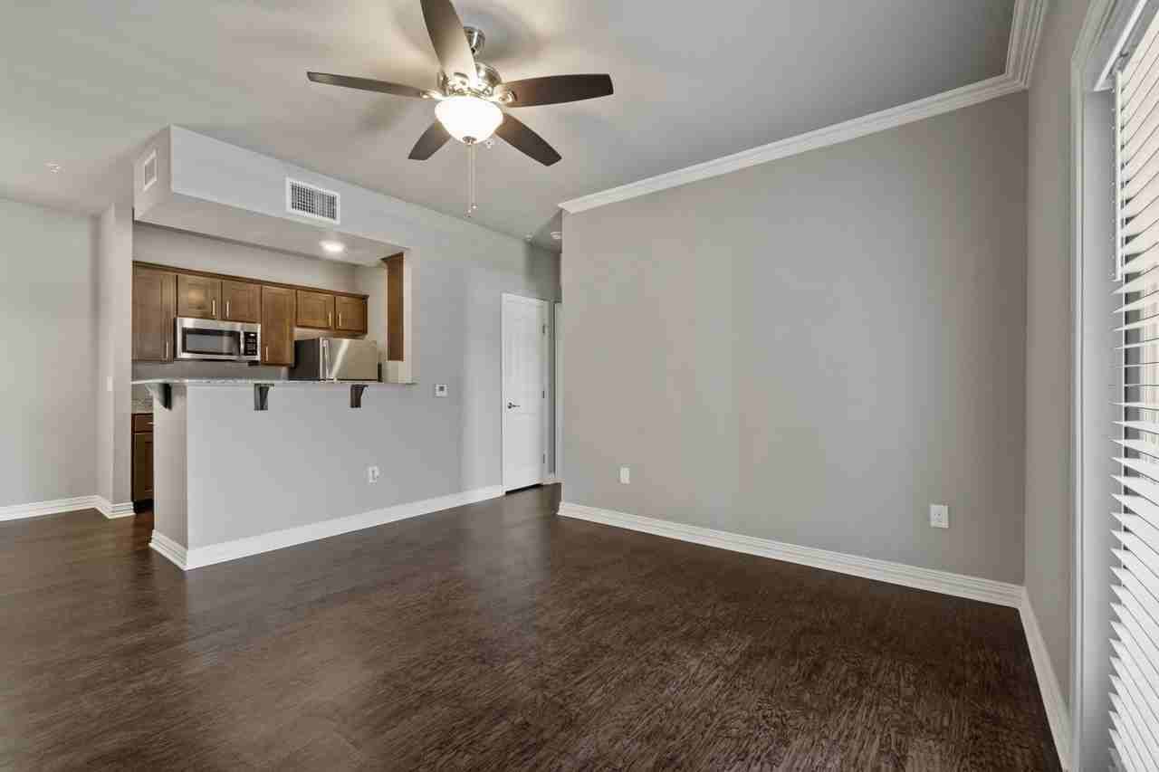 PINE CREEK - Photo 2 of 40