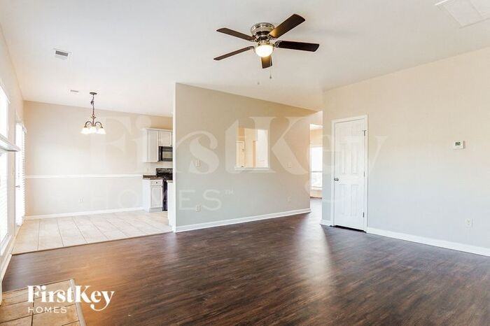 2065 Forest Lakes Ln - Photo 2 of 15