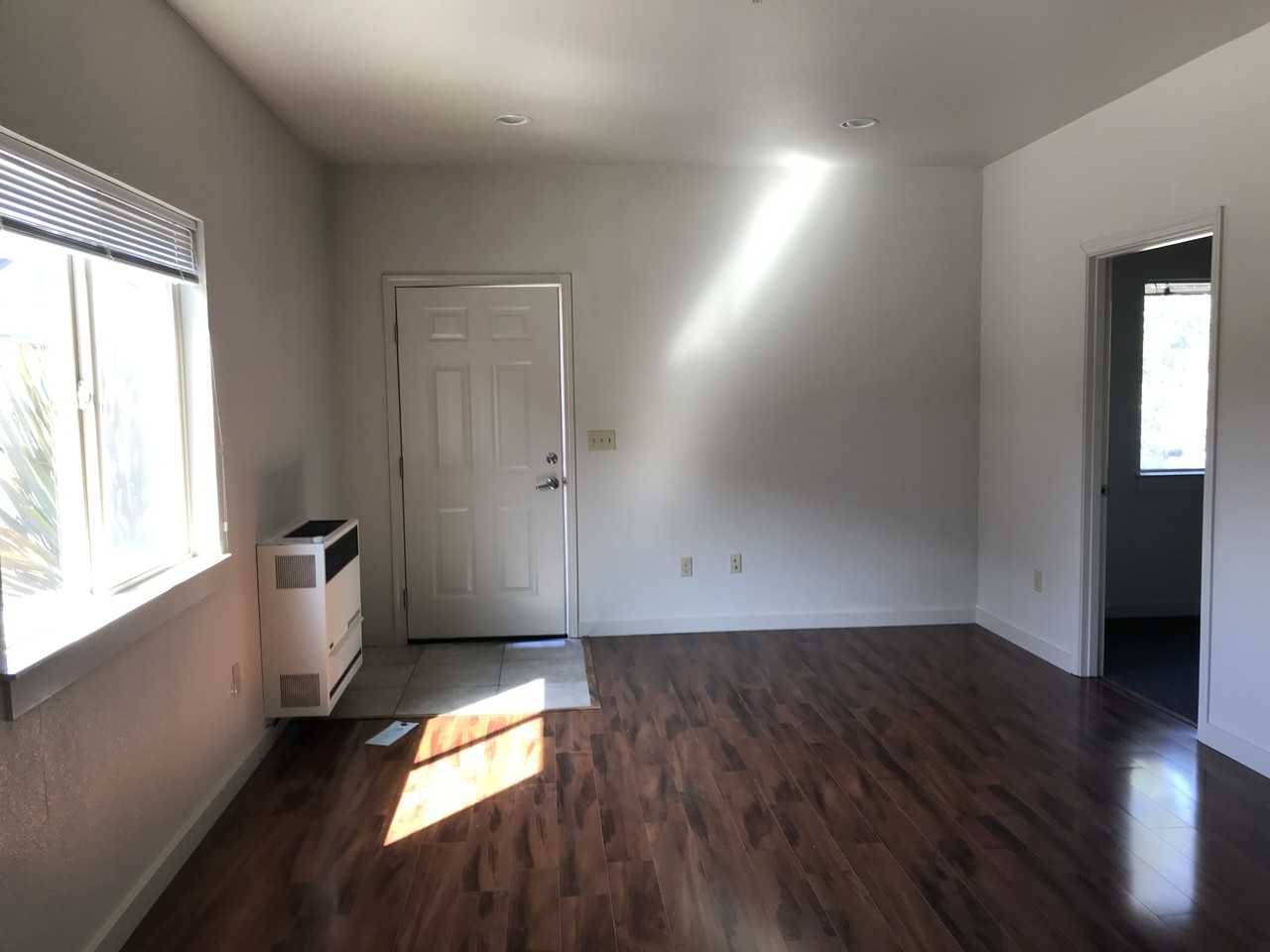 735 W Buhne St #A - Photo 2 of 10