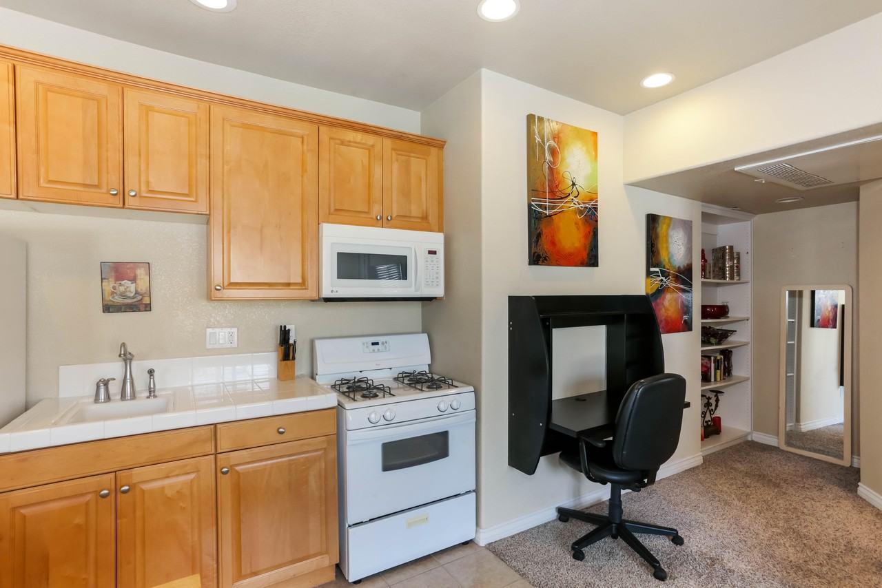 3170 Levante St #NA - Photo 4 of 20