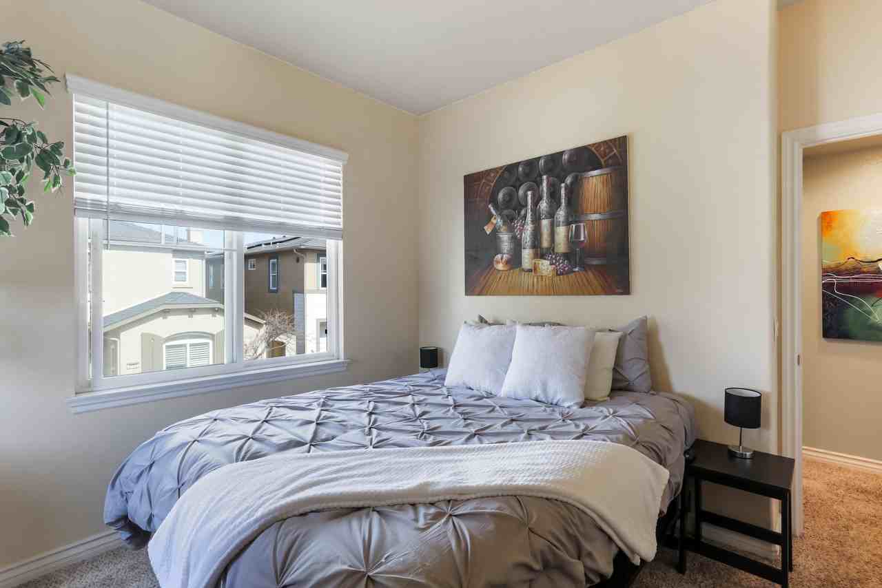 3170 Levante St #NA - Photo 3 of 20