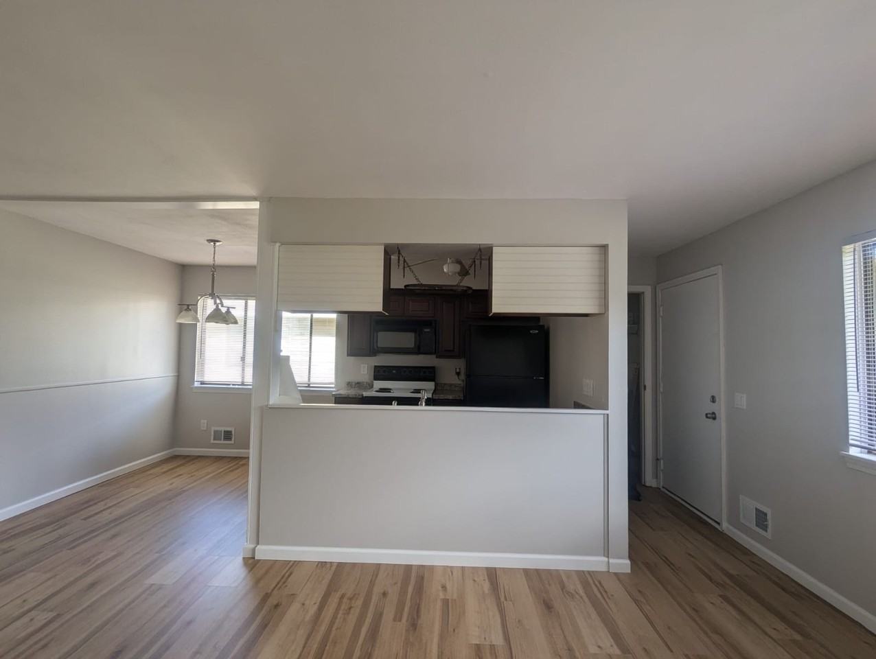 26 De Paul Dr #26 - Photo 2 of 10