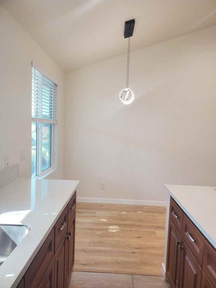 1063 E 70th Way #B - Photo 3 of 6