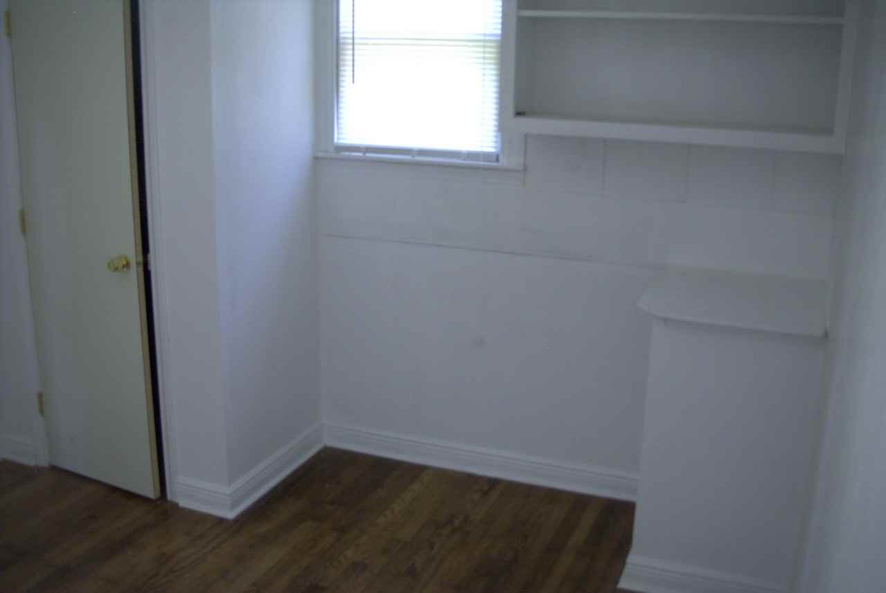 W 8th St #NA - Photo 3 of 5