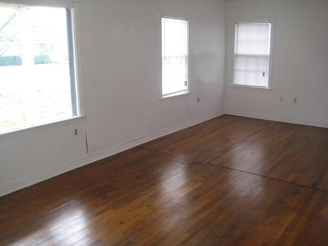 Oscar St #NA - Photo 3 of 7