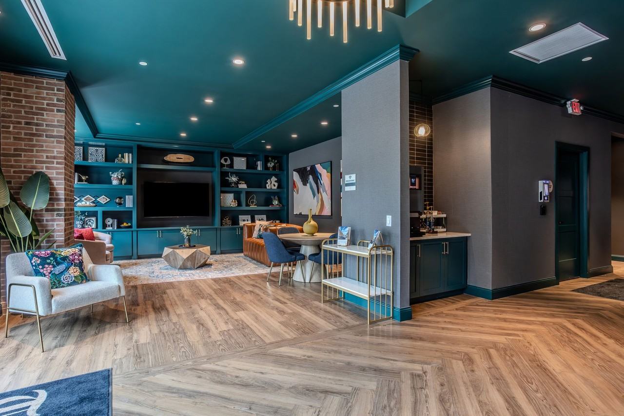 80 South 18th Street - Photo 4 of 18