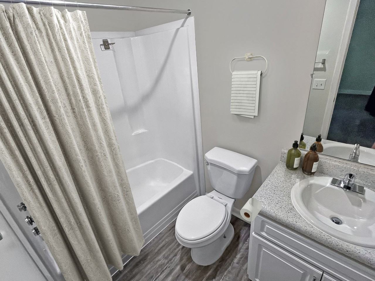 North Pointe Villas - CS - Photo 4 of 32