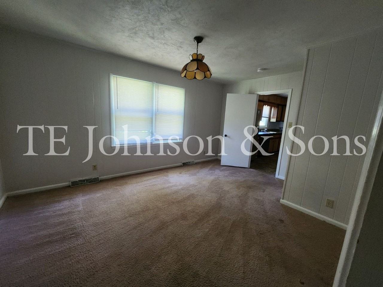 3501 Fieldstone Dr - Photo 7 of 18