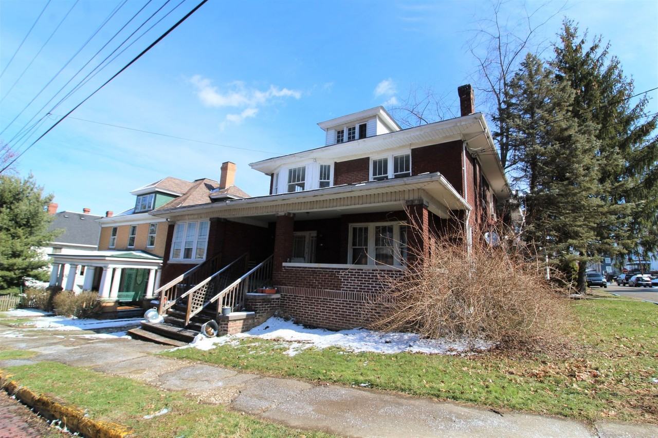 301 Euclid / 429 Park - Photo 2 of 8