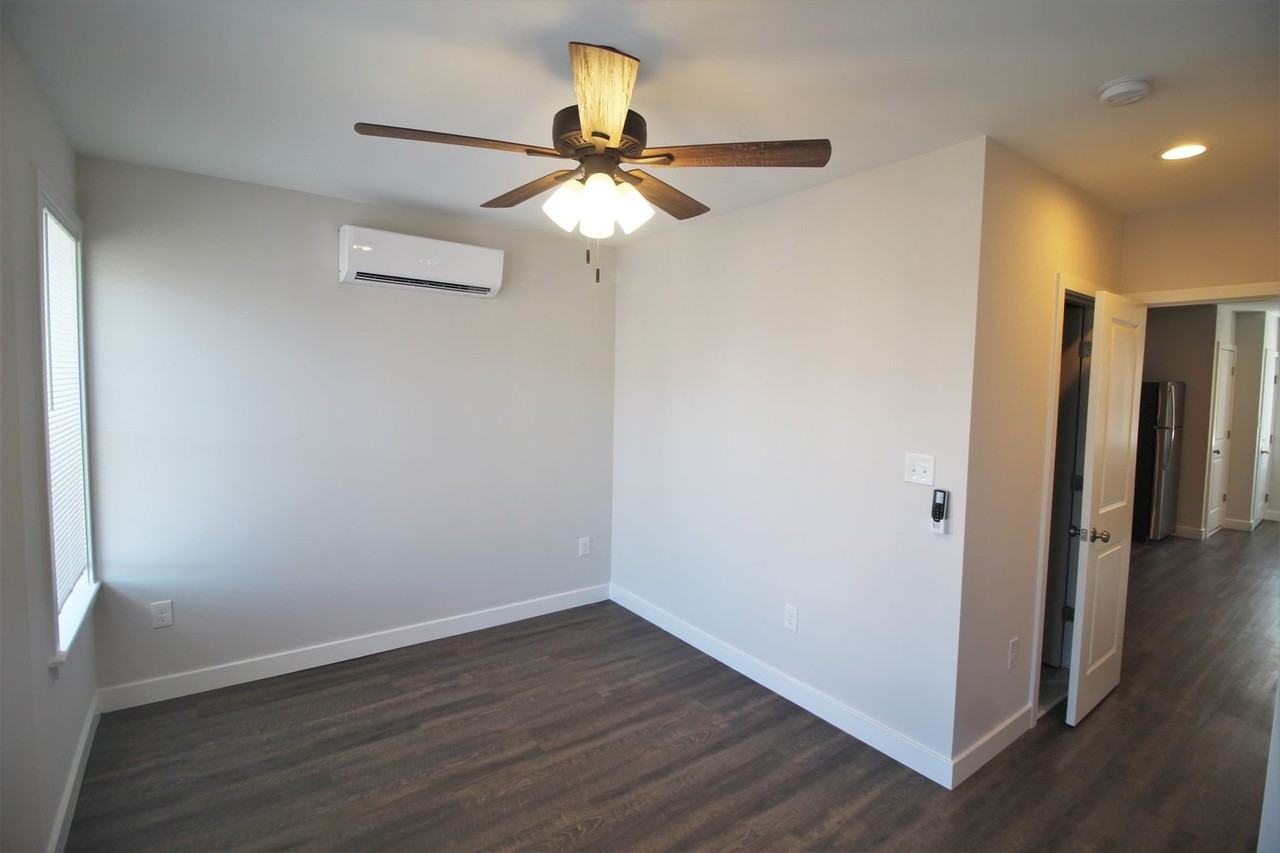 2604 Maryland Ave - Photo 3 of 13