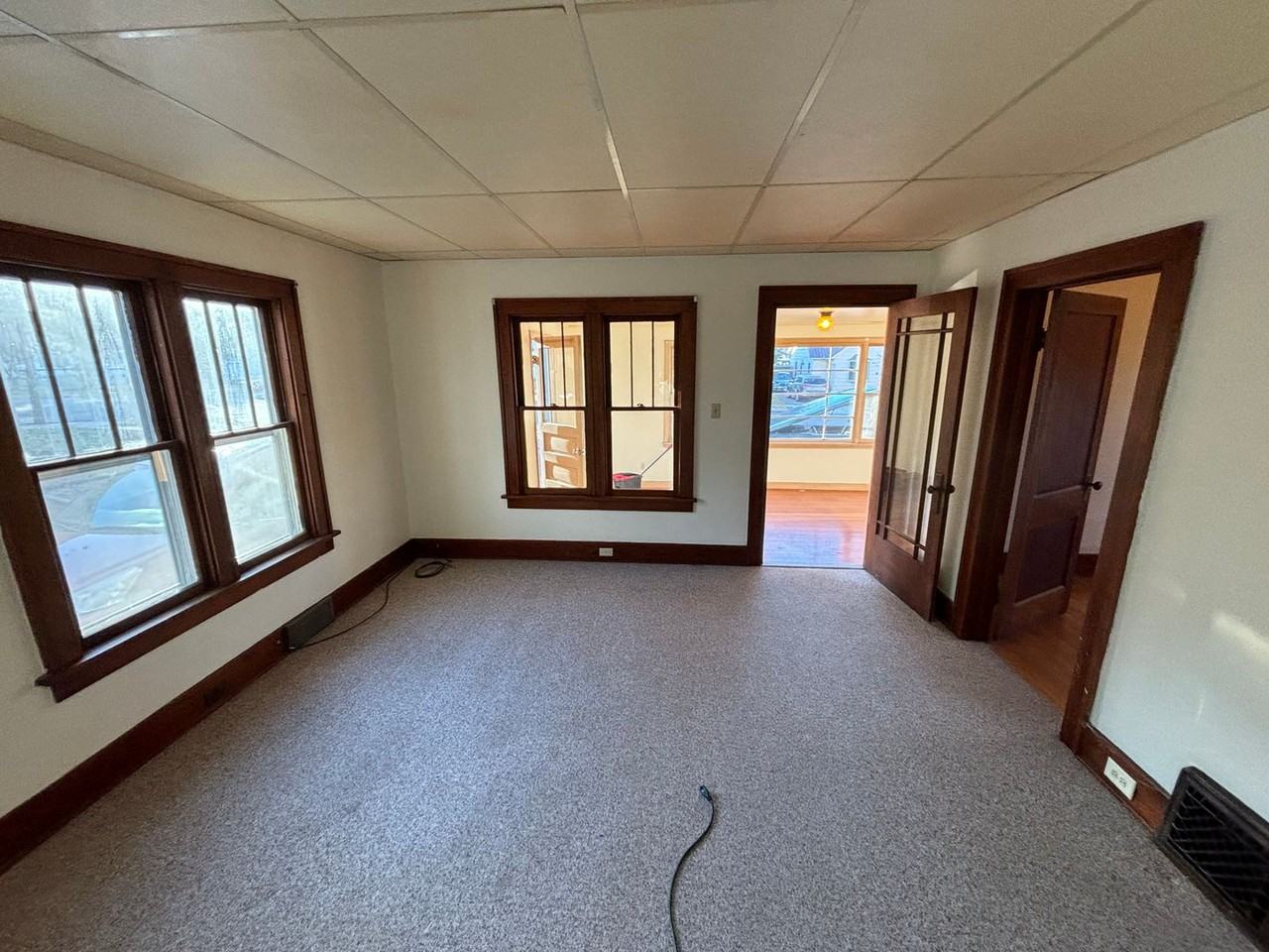 510 Vaughn St - Photo 3 of 14