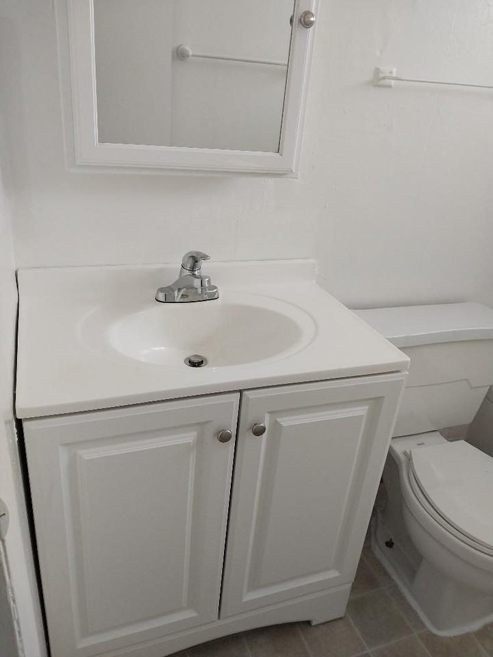 10432 Holland St - Photo 2 of 9