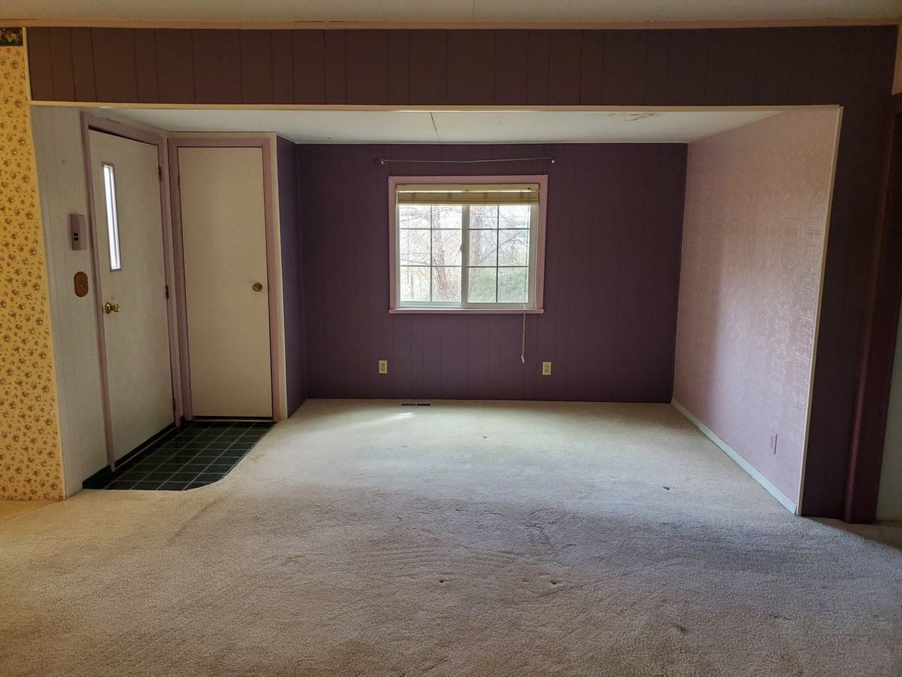 599 East Ash Street - Photo 7 of 13