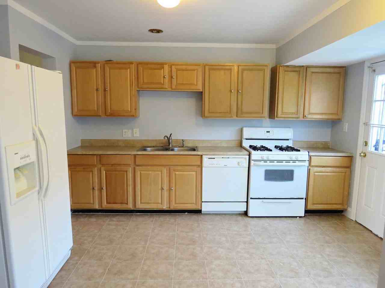 6 Oakdale Dr - Photo 3 of 14