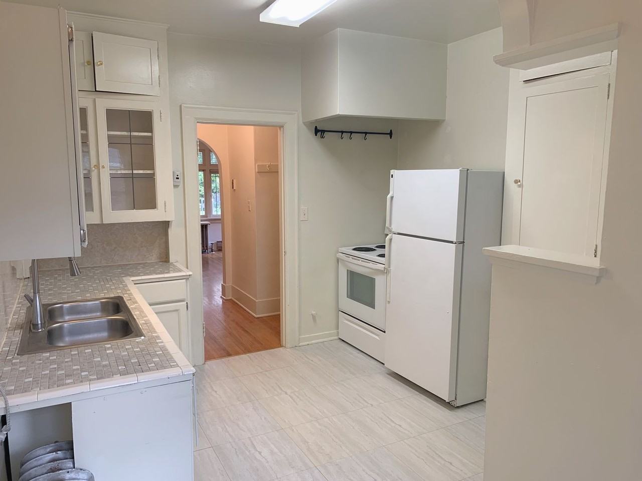 835 34th Ave - Photo 2 of 13