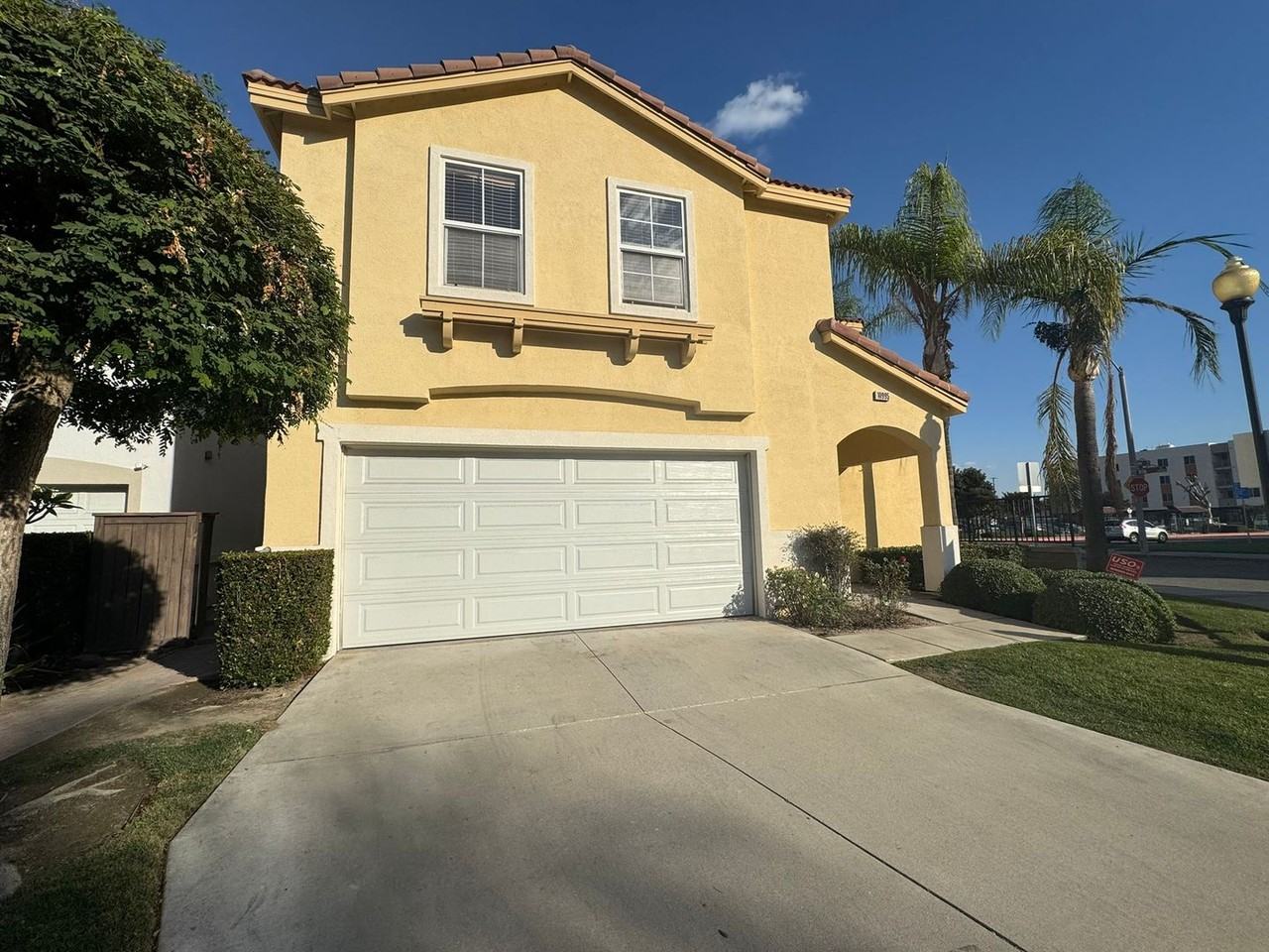 10995 Las Flores Dr - Photo 2 of 22