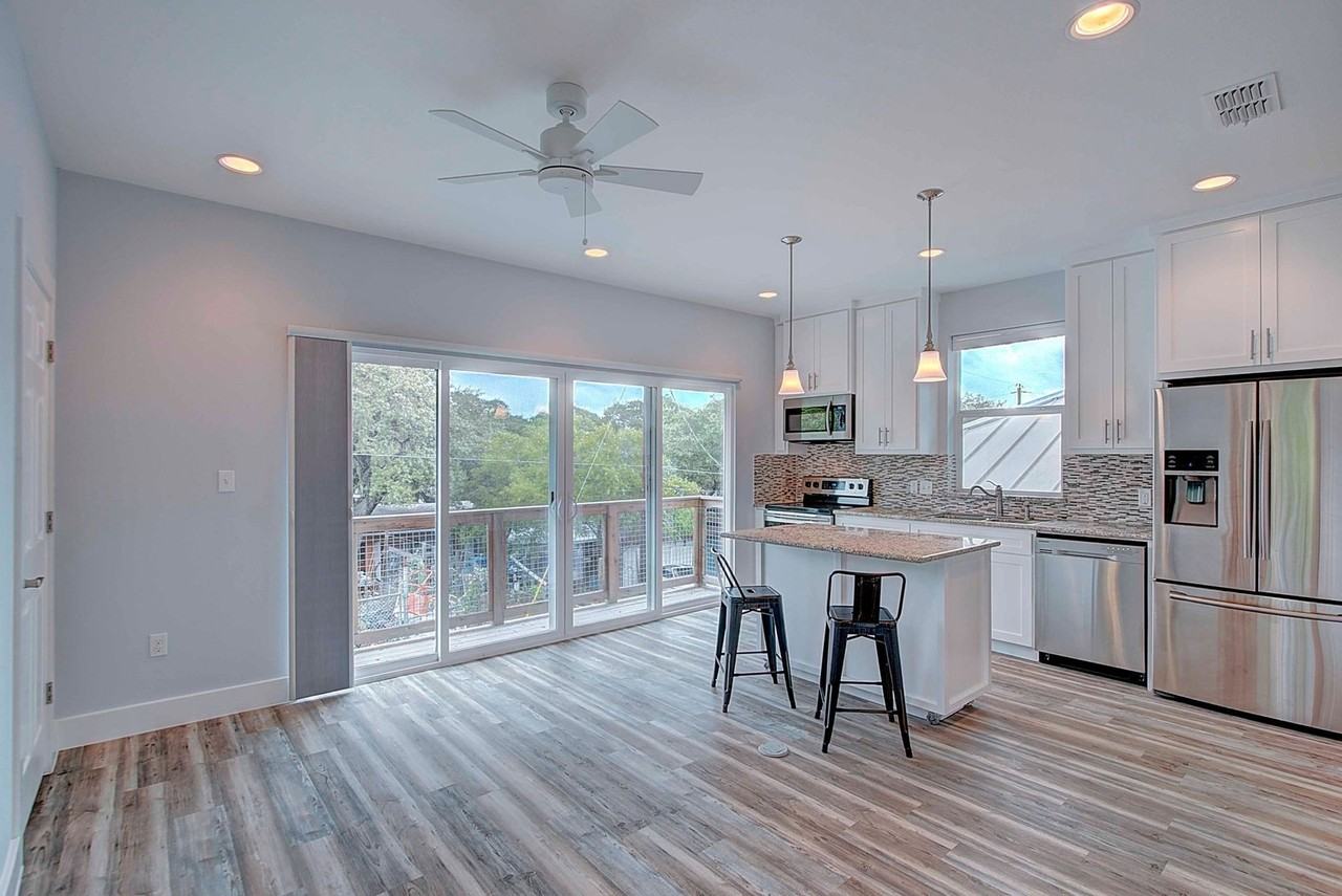 806 W Live Oak St - Photo 4 of 17