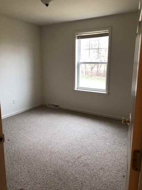 310 Millstone Dr - Photo 3 of 11