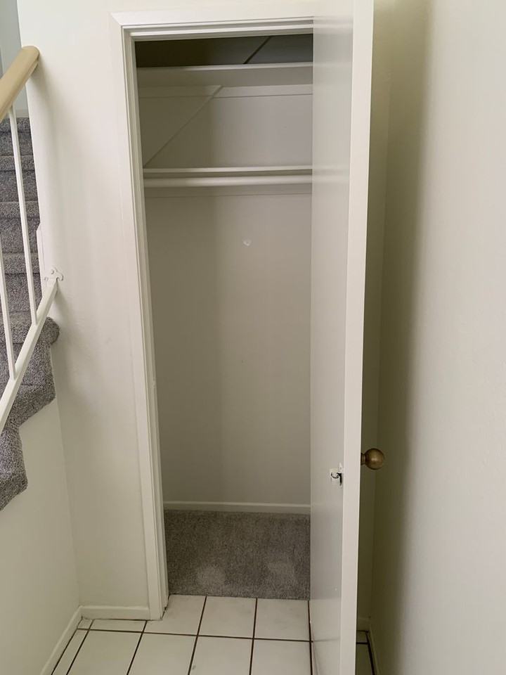 2099 Blackberry Cir - Photo 3 of 28