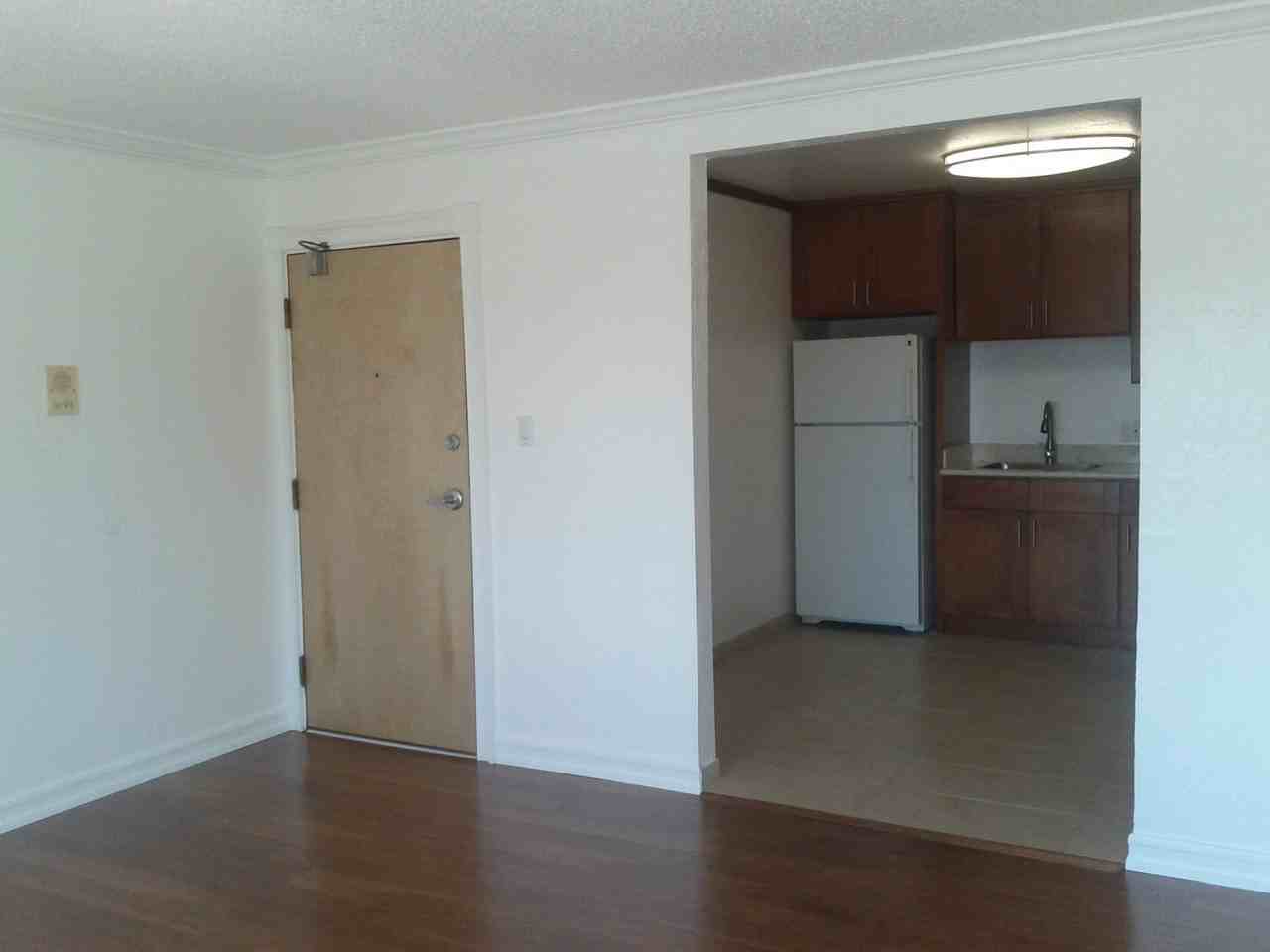 2960 Diamond St #2 - Photo 5 of 19