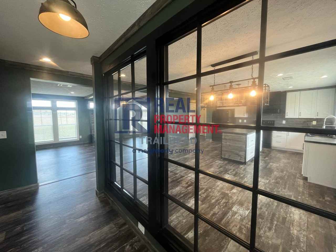 120 Comanche County Road 343 - Photo 4 of 31