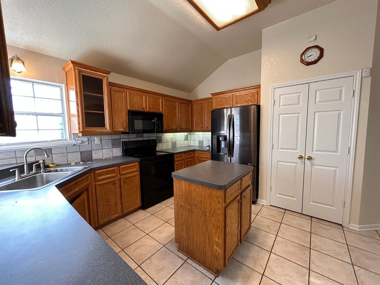 5508 Jim Ave - Photo 4 of 10