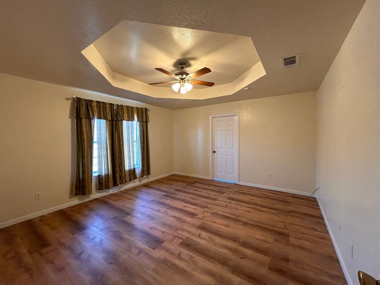 5508 Jim Ave - Photo 6 of 10