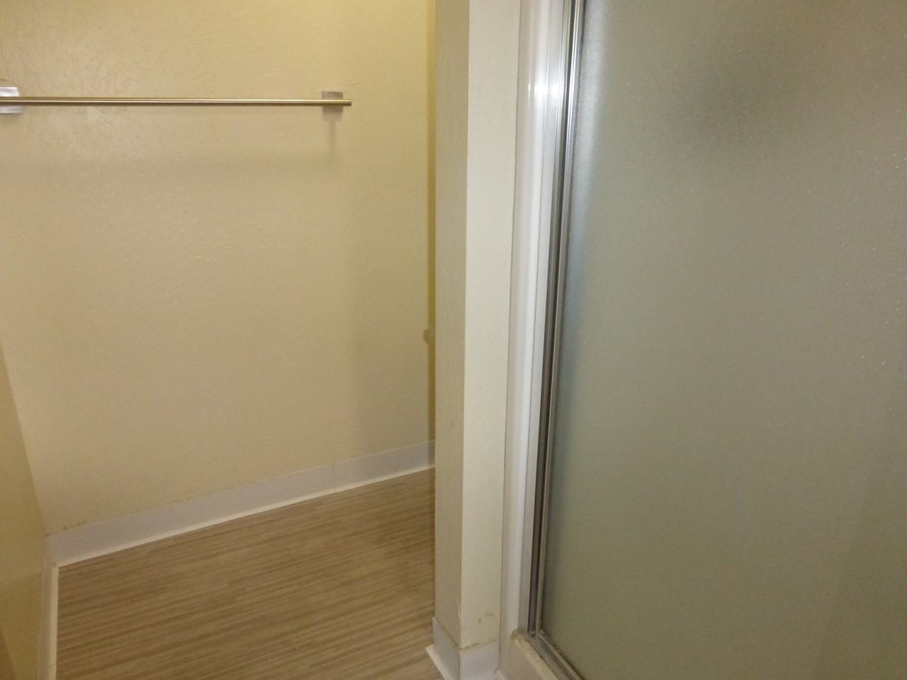 2831 S St #A - Photo 3 of 9