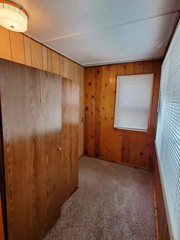 720 Wyoming Ave - Photo 5 of 10