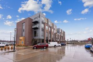 featured image of 100 E 2nd St