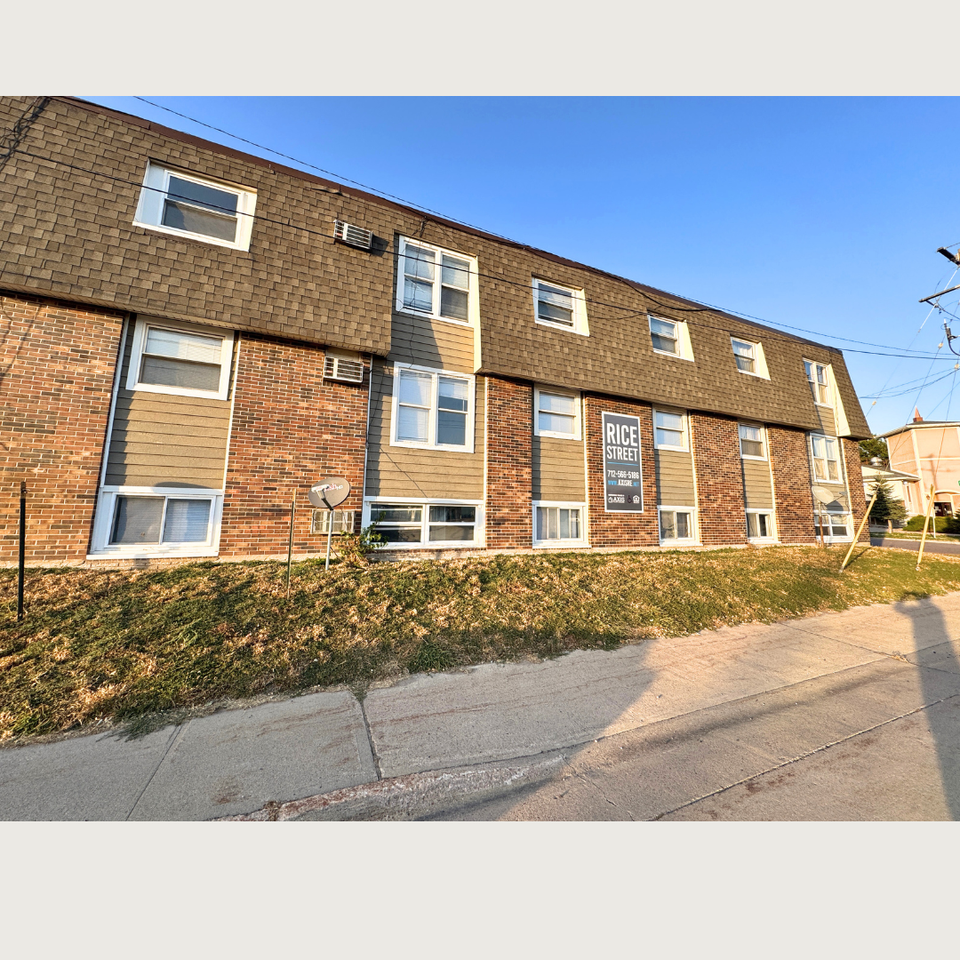 Sioux Falls 18 - Photo 7 of 9