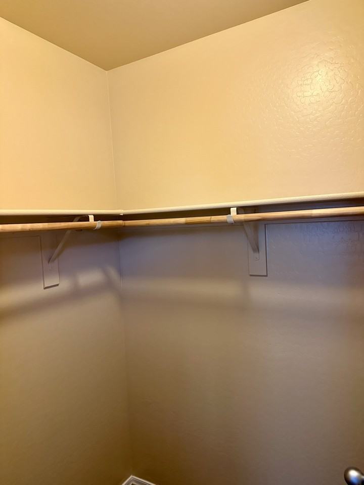 2868 East Palmdale Lane - Photo 3 of 20