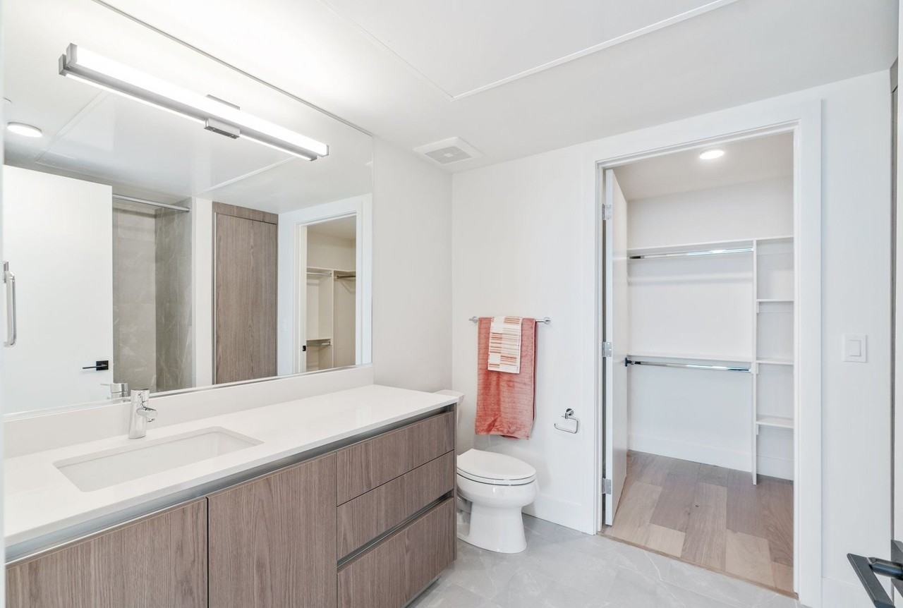 Make this Premier Community in Hollywood your new home! - Photo 2 of 29