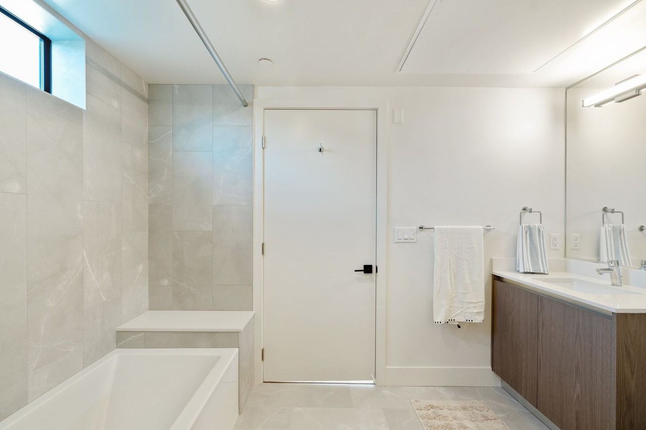 Make this Premier Community in Hollywood your new home! - Photo 7 of 29