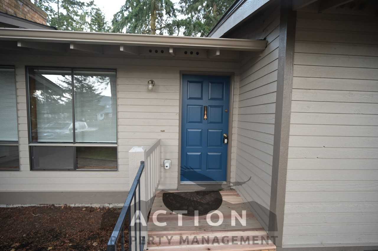 100 Hurricane Ridge Dr - Photo 2 of 26