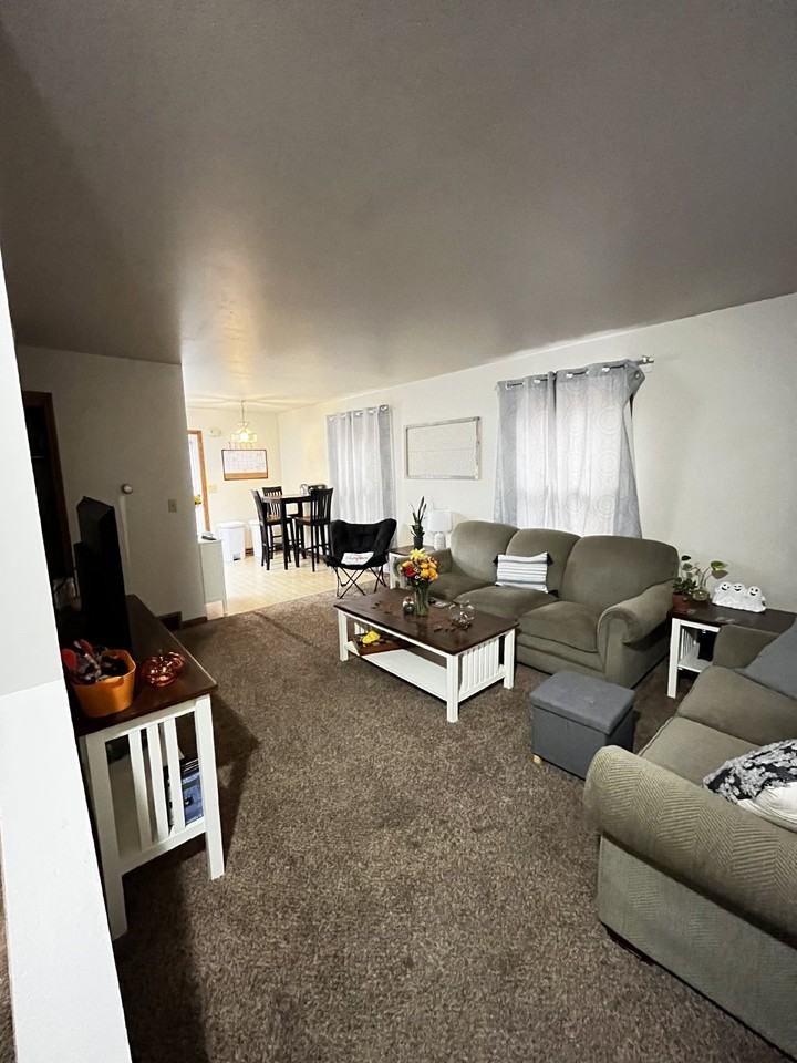 1215 State Street - Photo 3 of 19