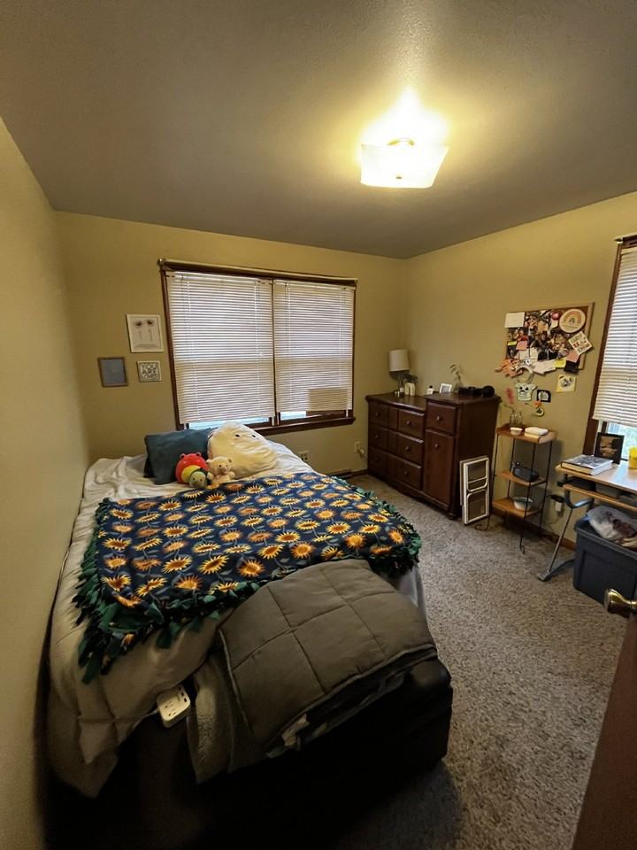 1215 State St Apt 8 - Photo 7 of 17