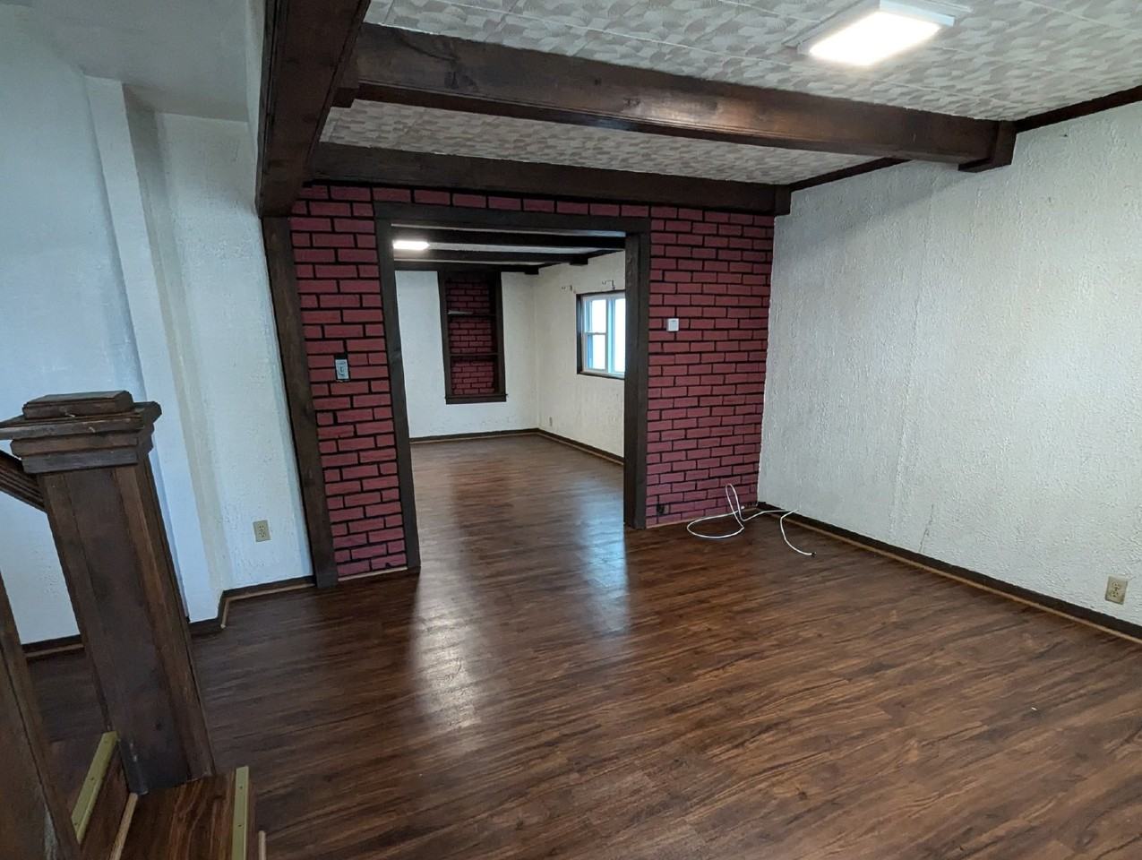 157 16th St - Photo 3 of 18