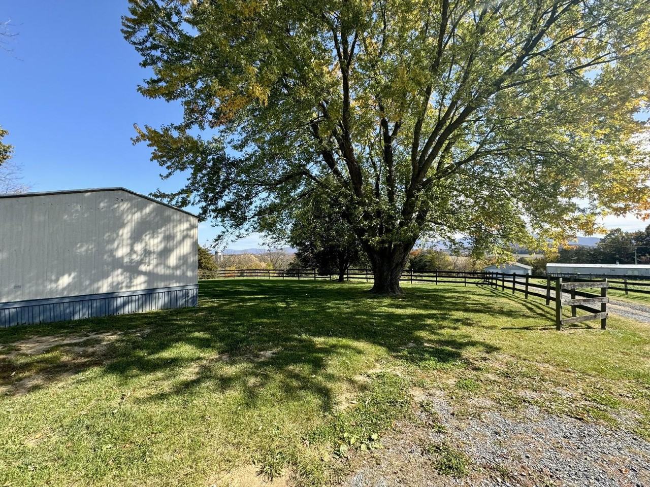 291 Sulfur Pump Rd - Photo 2 of 16