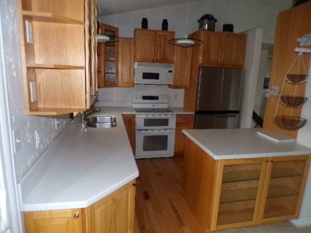 5843 S Robb St - Photo 6 of 21