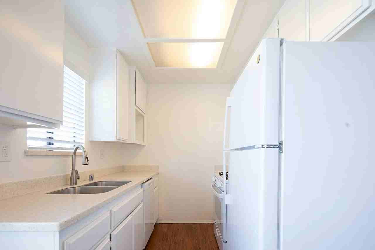 3111 Meade Ave - Photo 5 of 8