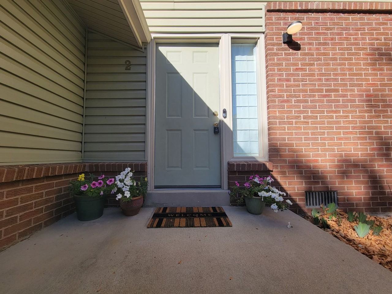 1080 Fairway Ct #2 - Photo 2 of 50