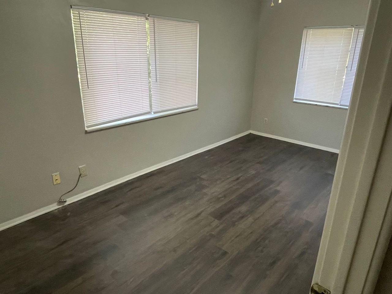 3255 Delor Ave - Photo 3 of 14