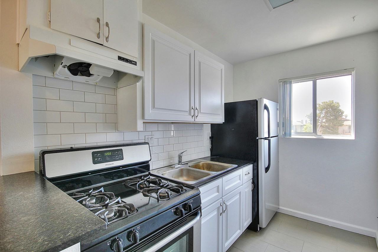 6519 Seville - Photo 2 of 18