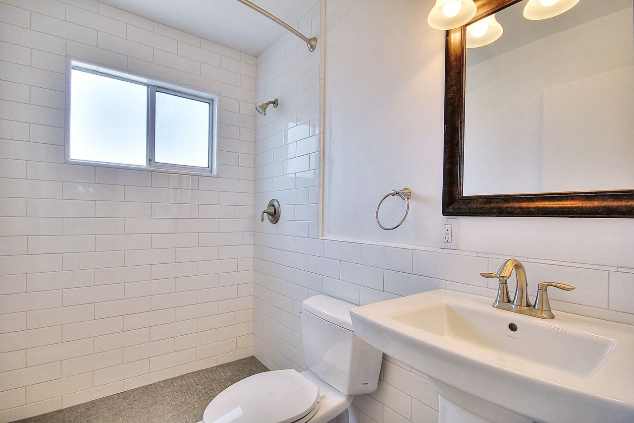 6519 Seville - Photo 5 of 18