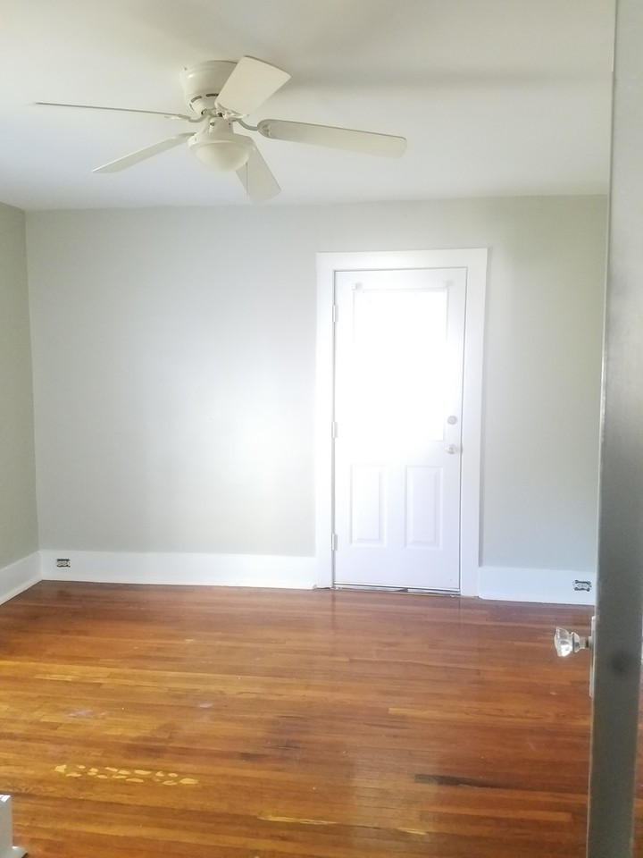 475 South Ave - Photo 4 of 6