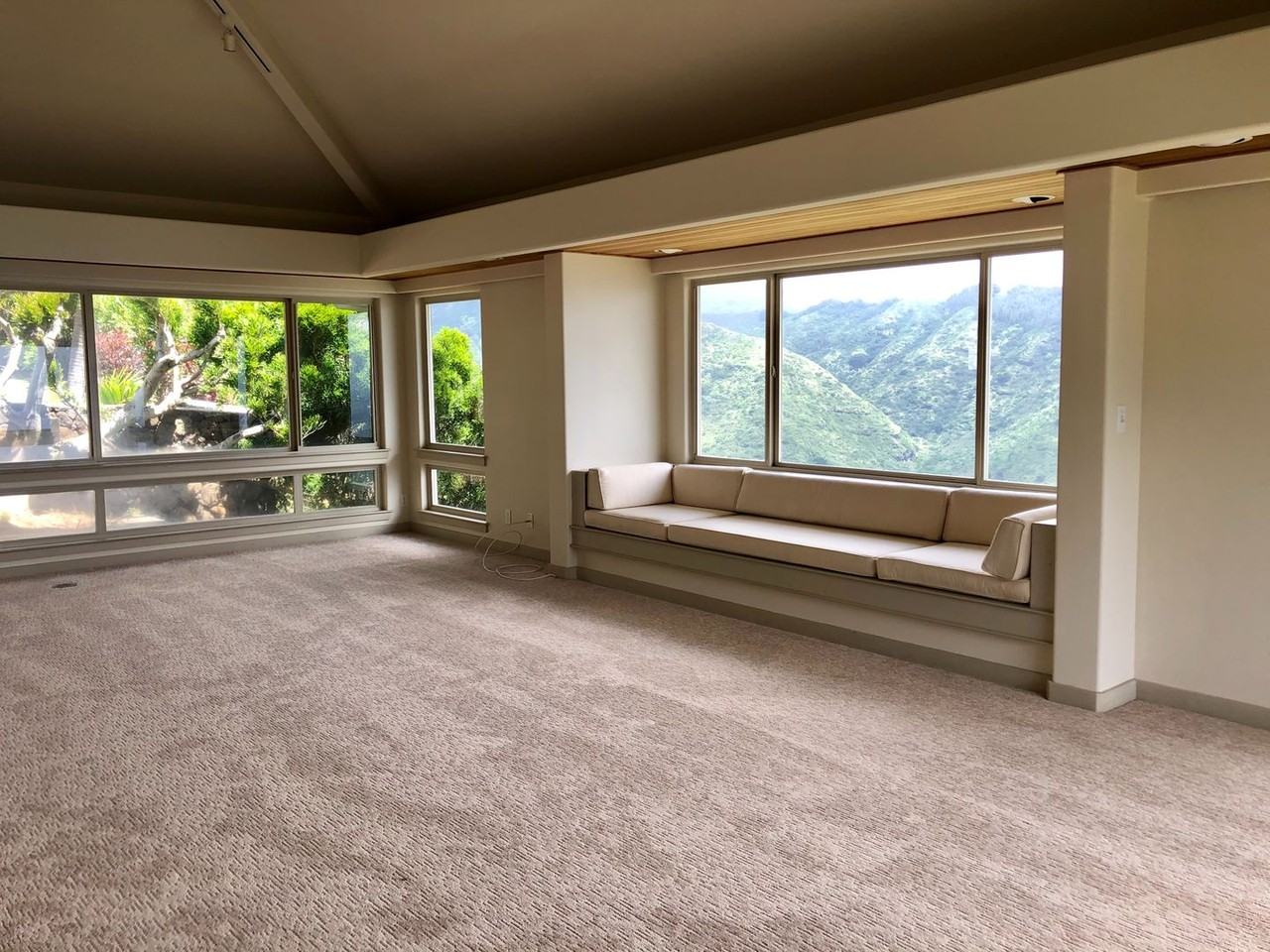 5321 Kahalakua St - Photo 7 of 30