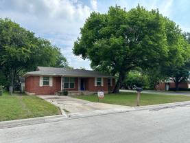 929 Sierra Dr - Photo 1 of 1