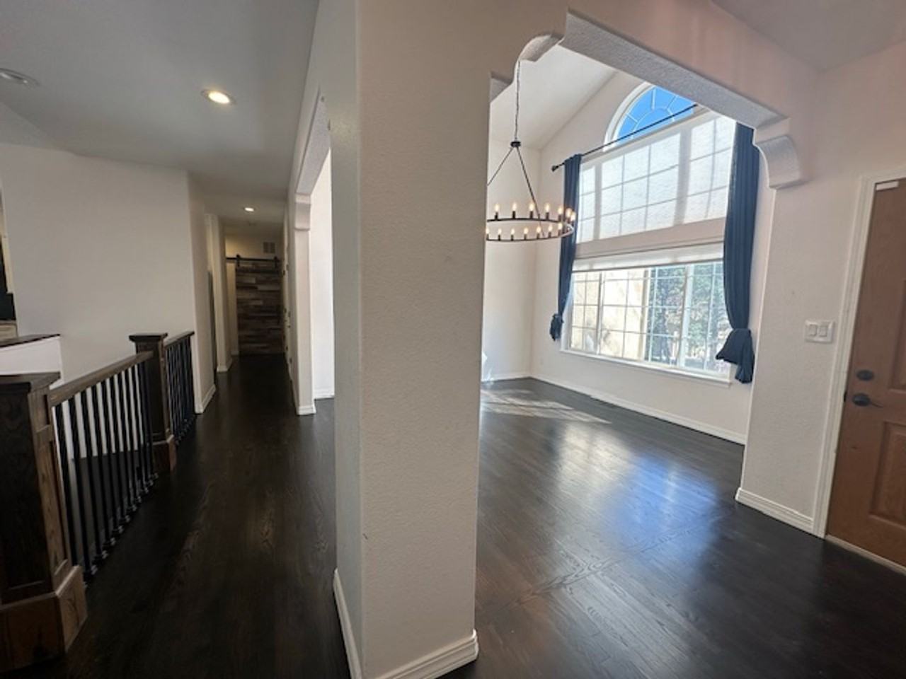 7420 Winding Oaks Dr - Photo 3 of 38